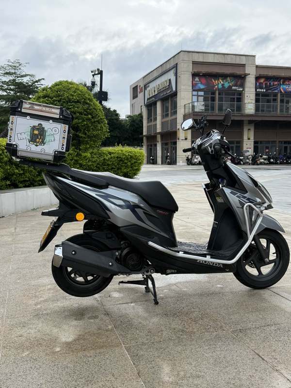 二手新大洲本田裂行 RX125Fi