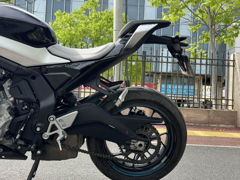 二手春风675SR-R