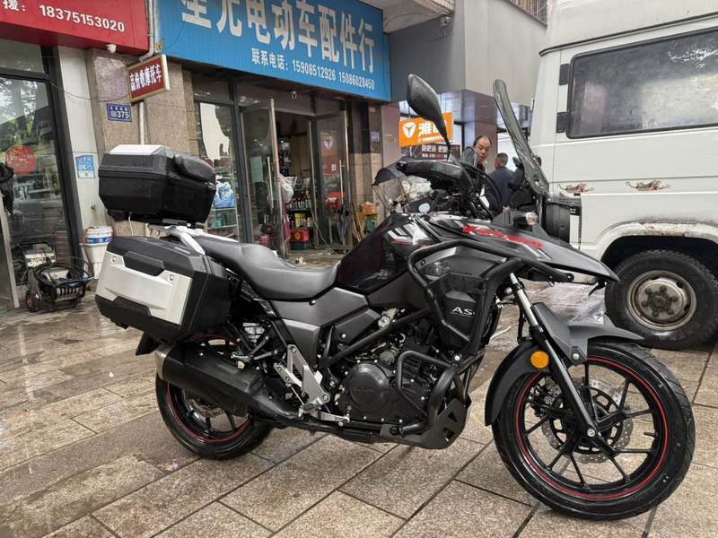 二手豪爵铃木DL250