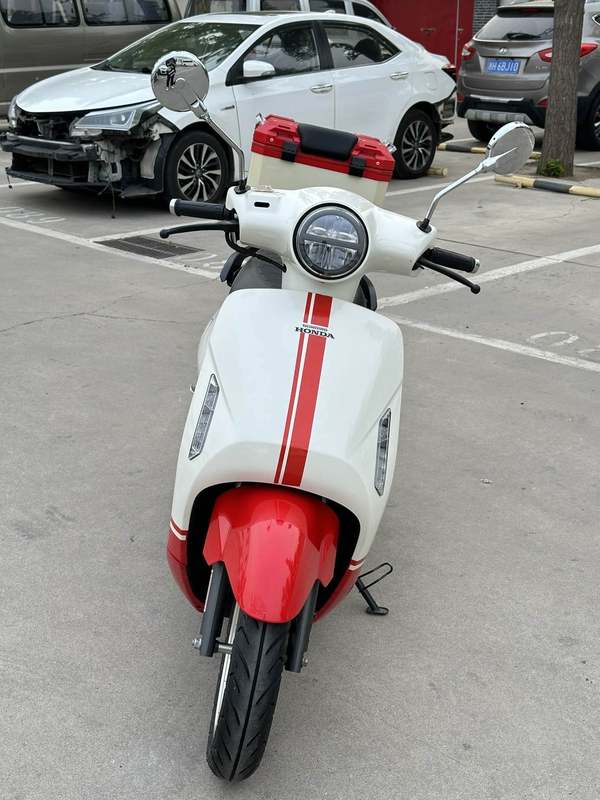 二手新大洲本田NS125LA