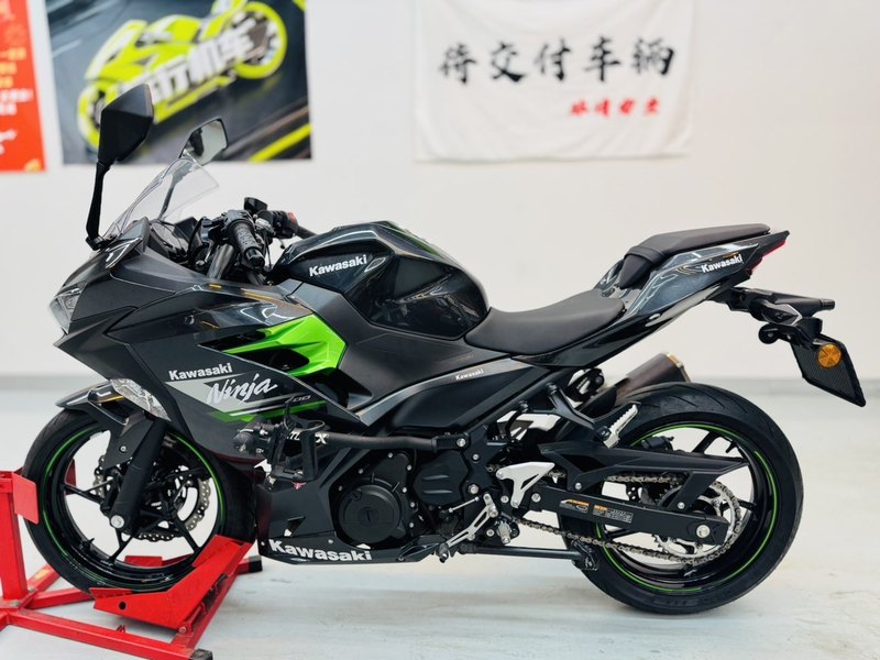 二手川崎Ninja 400