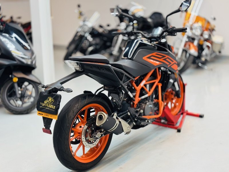 二手KTMR2R250 Duke