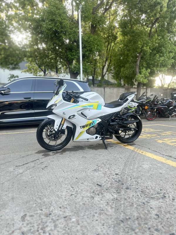 二手QJMOTOR赛250
