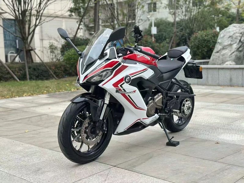 二手QJMOTOR赛400