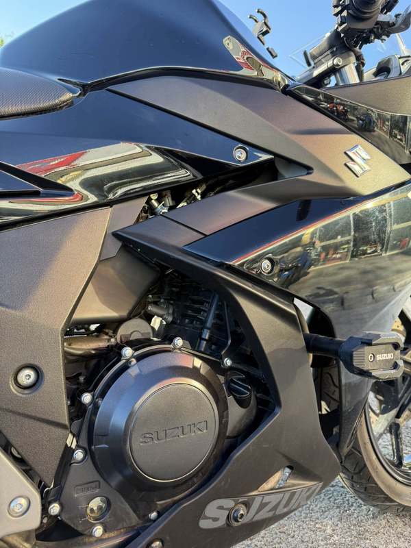二手豪爵铃木GSX250R