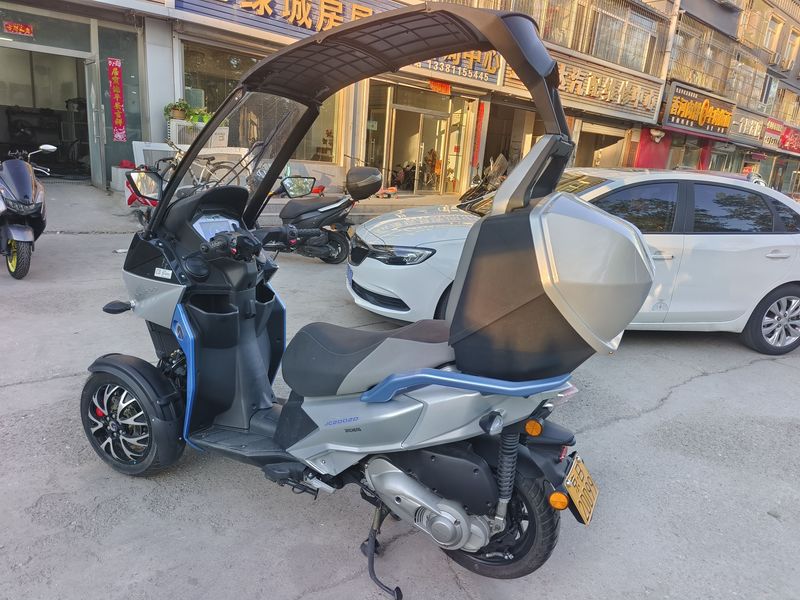 二手ADIVAAD1 200