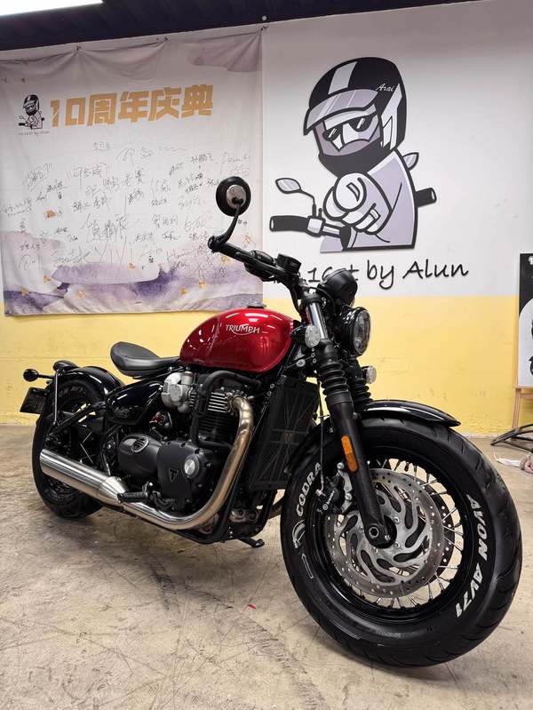 二手凯旋Bonneville Bobber