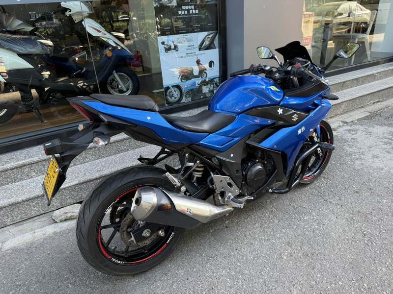 二手豪爵铃木GSX250R