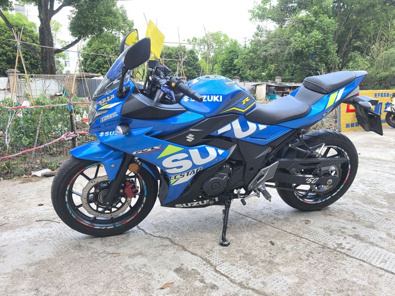 二手豪爵铃木GSX250R