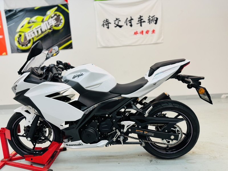 二手川崎Ninja 400