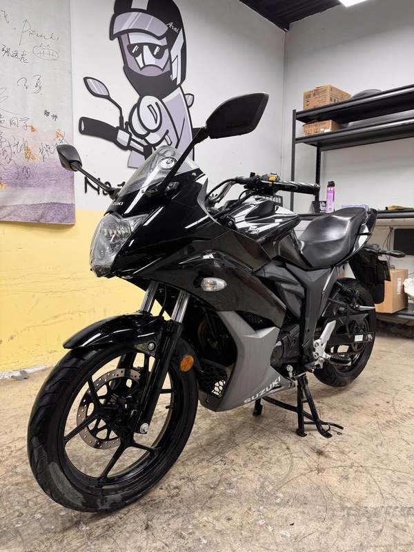 二手济南铃木极客飒 Gixxer 155