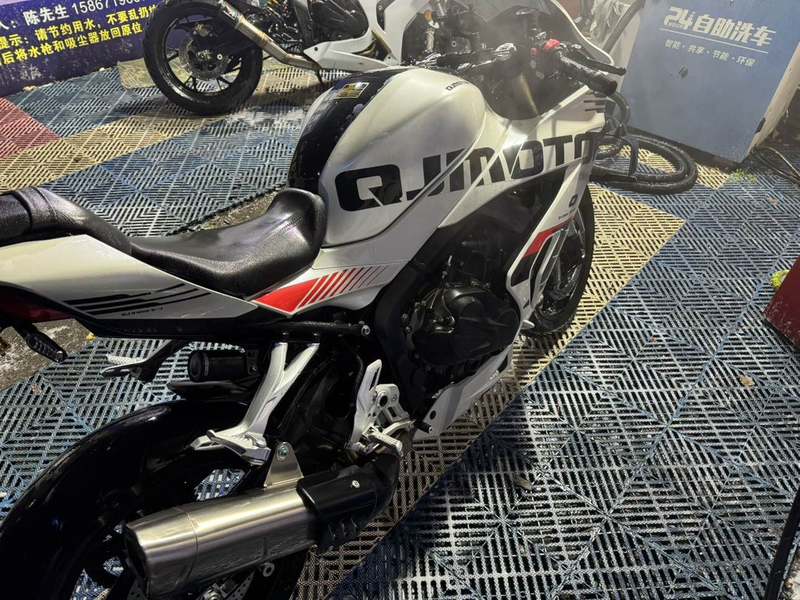 二手QJMOTOR赛800