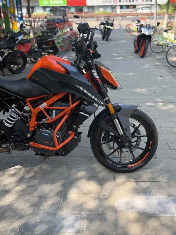 二手KTMR2R390 Duke
