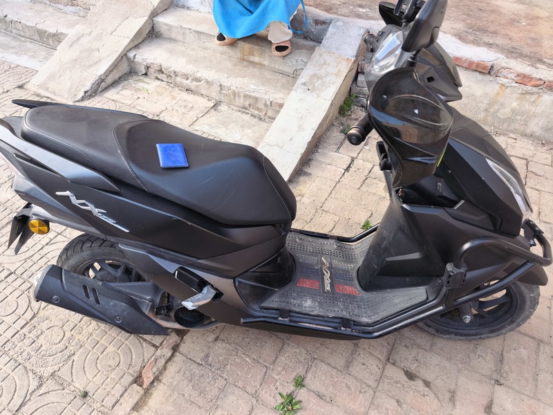 二手五羊本田NX125