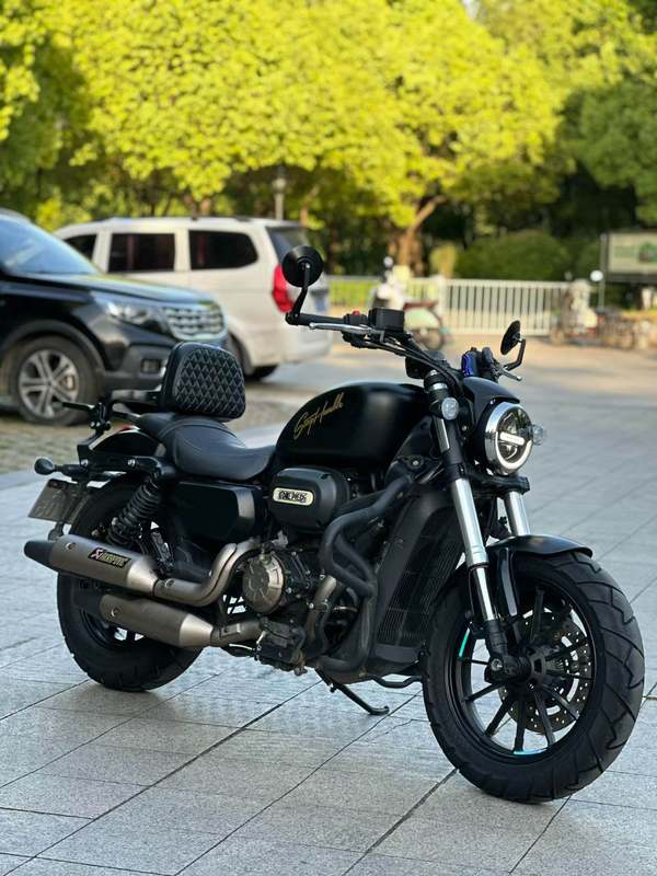 二手QJMOTOR闪300