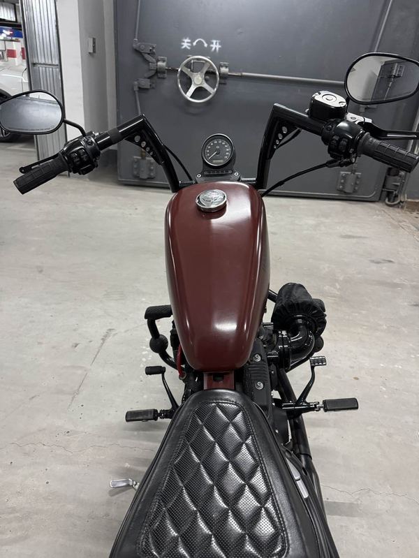 二手哈雷戴维森Iron883 硬汉