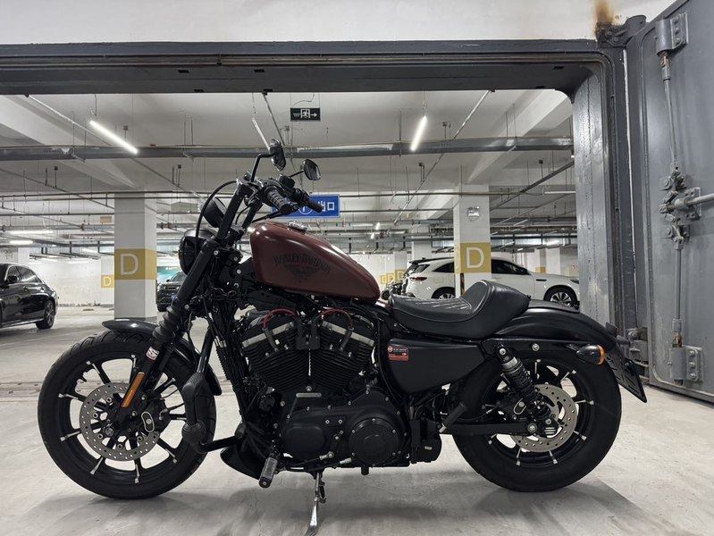 二手哈雷戴维森Iron883 硬汉