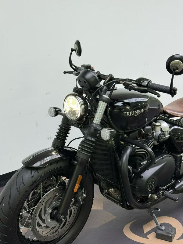 二手凯旋Bonneville Bobber