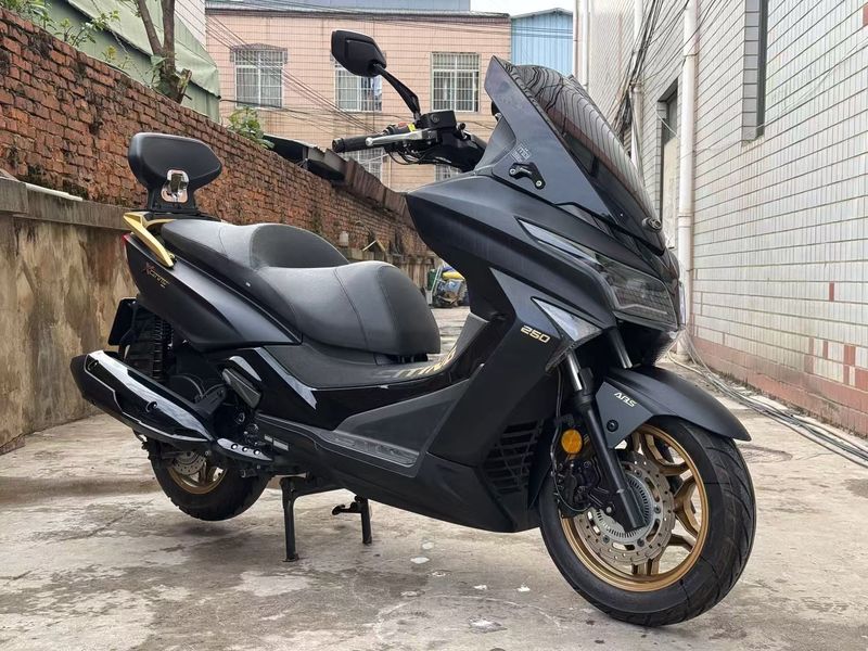 二手光阳赛艇 250