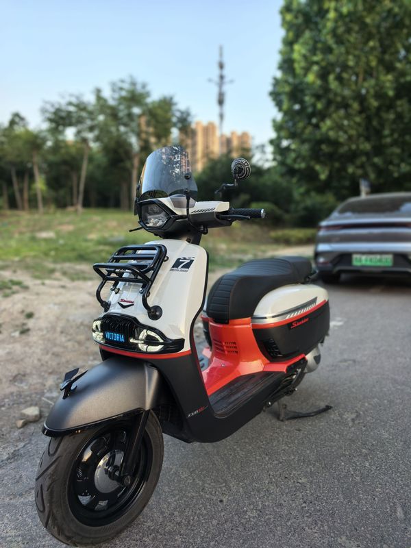 二手维多利亚Sixties 250Si