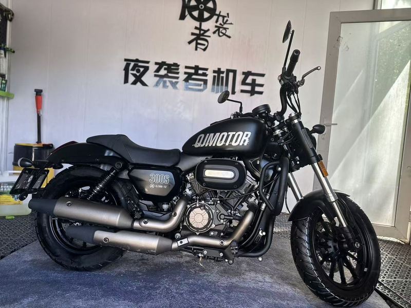 二手QJMOTOR闪300