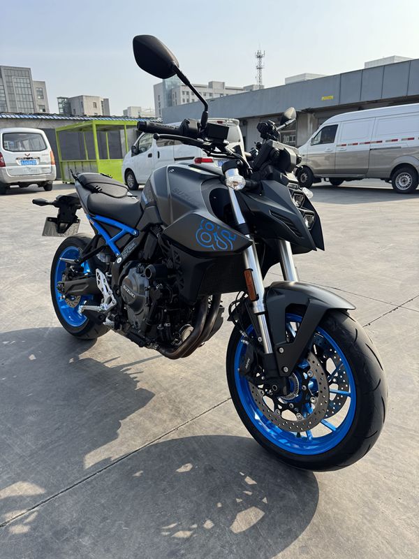 二手铃木GSX-8S