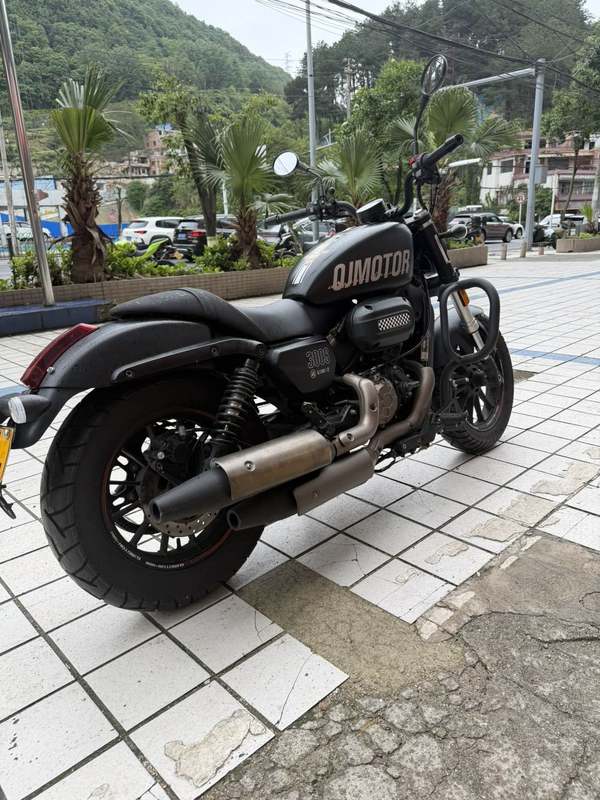 二手QJMOTOR闪300