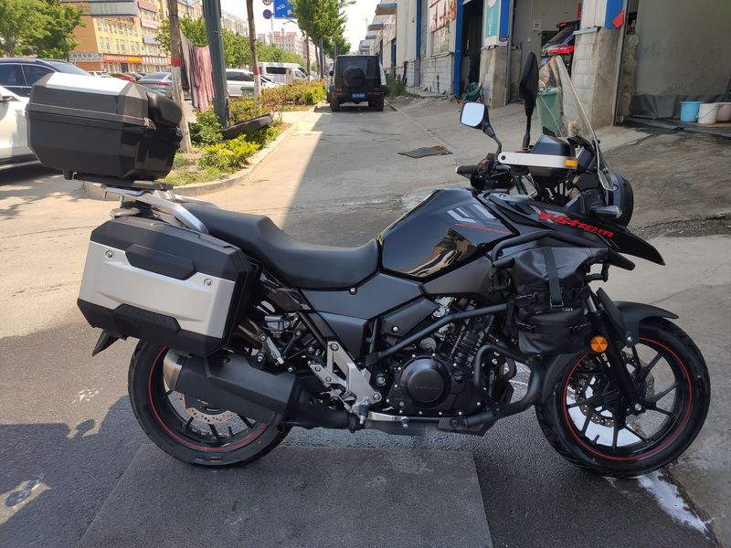 二手豪爵铃木DL250