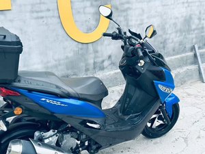 二手金城草蜢 200