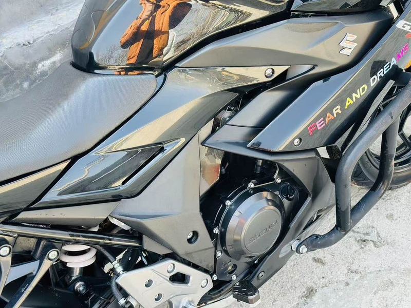 二手豪爵铃木GSX250R