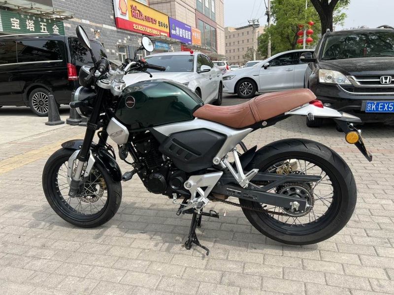 二手五羊本田鸷道 CB190SS