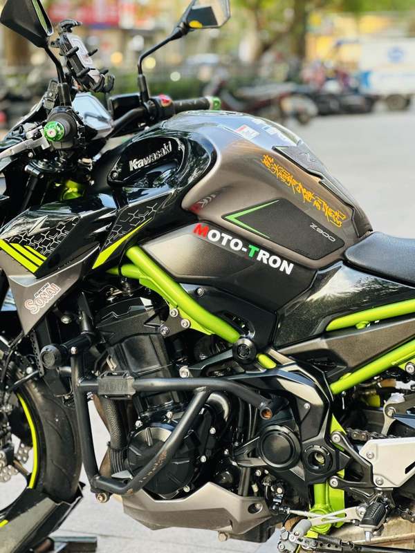 二手川崎Z900