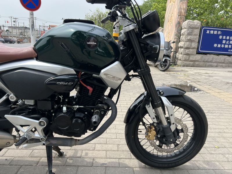 二手五羊本田鸷道 CB190SS