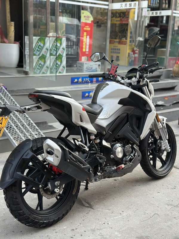二手贝纳利小迅龙 BN150S