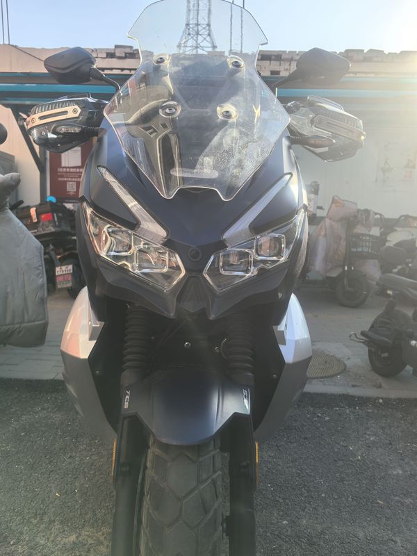 二手大阳V锐 ADV350