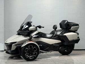二手庞巴迪Spyder RT