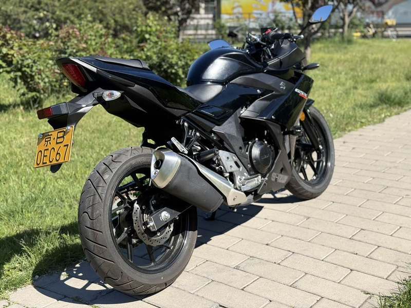 二手豪爵铃木GSX250R