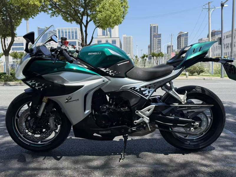 二手贝纳利龙卷风 Tornado 552R