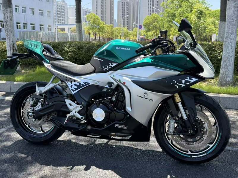 二手贝纳利龙卷风 Tornado 552R