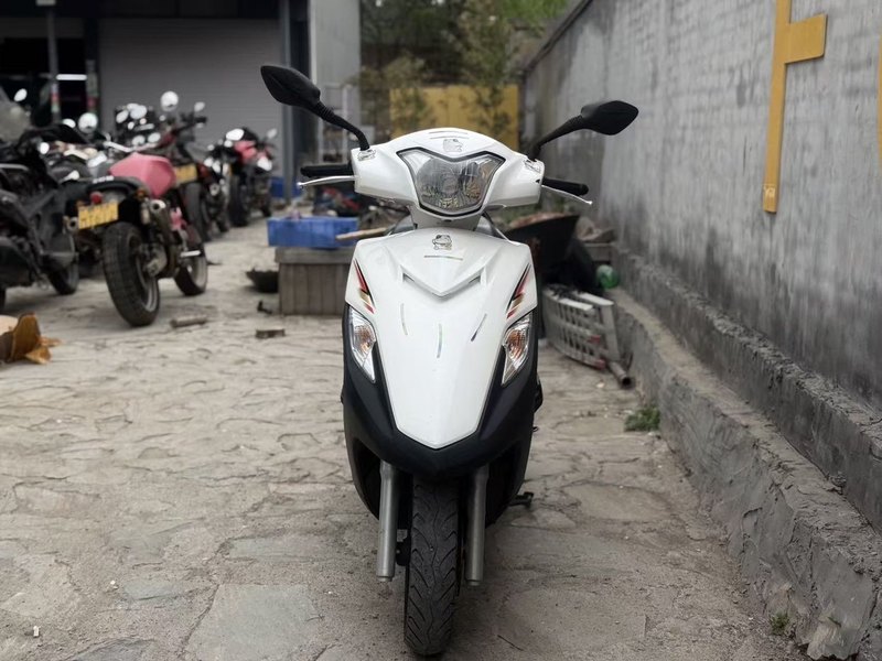 二手豪爵VF125