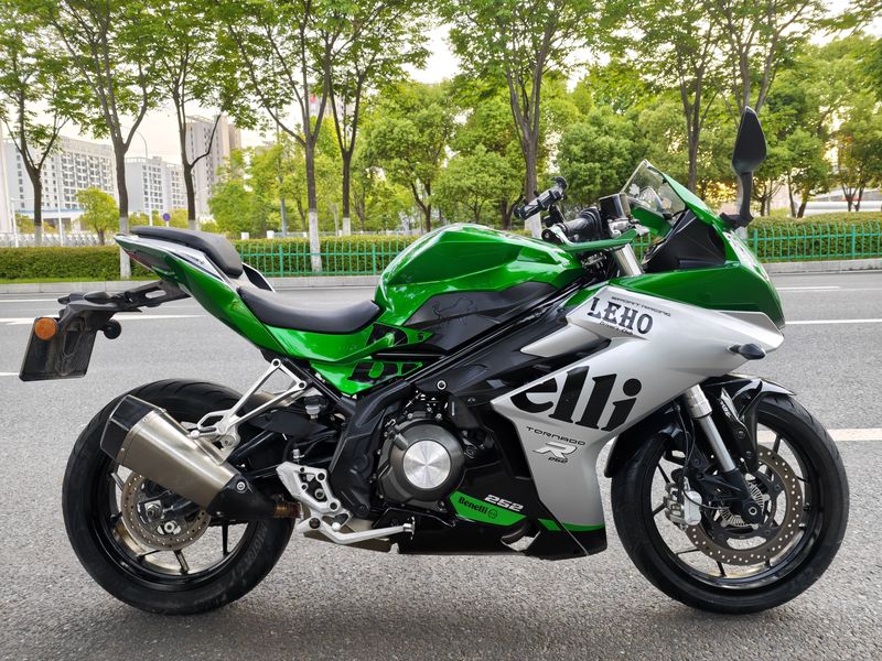 二手贝纳利龙卷风 Tornado 252R