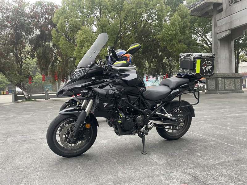 二手贝纳利金鹏 TRK502