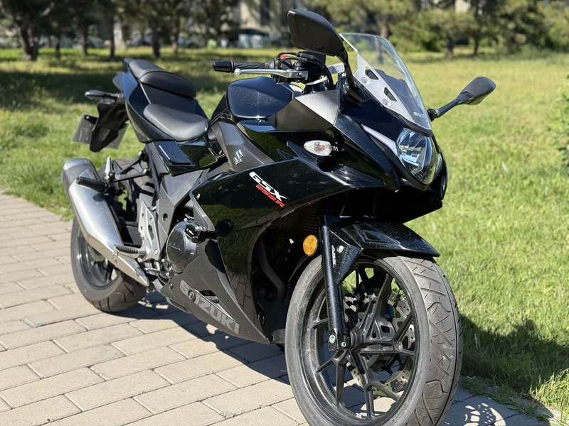二手豪爵铃木GSX250R