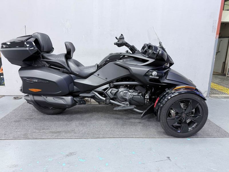 二手庞巴迪Spyder F3 