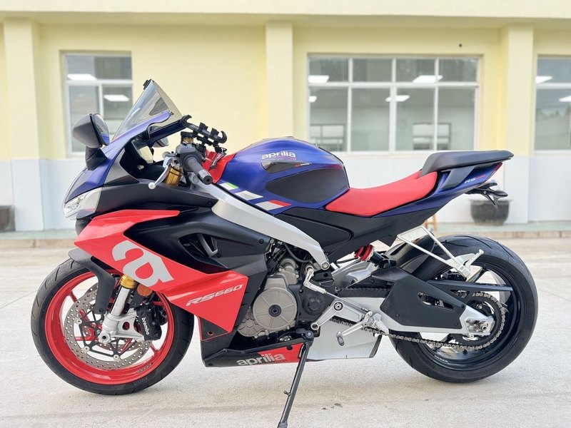 二手阿普利亚RS 660 