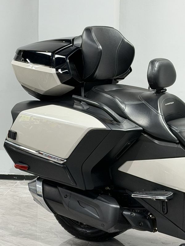 二手庞巴迪Spyder RT