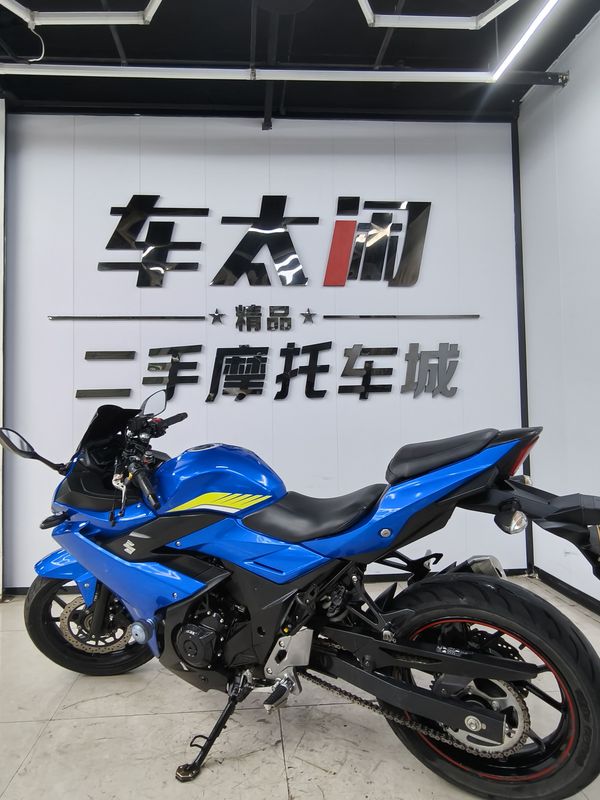 二手豪爵铃木GSX250R
