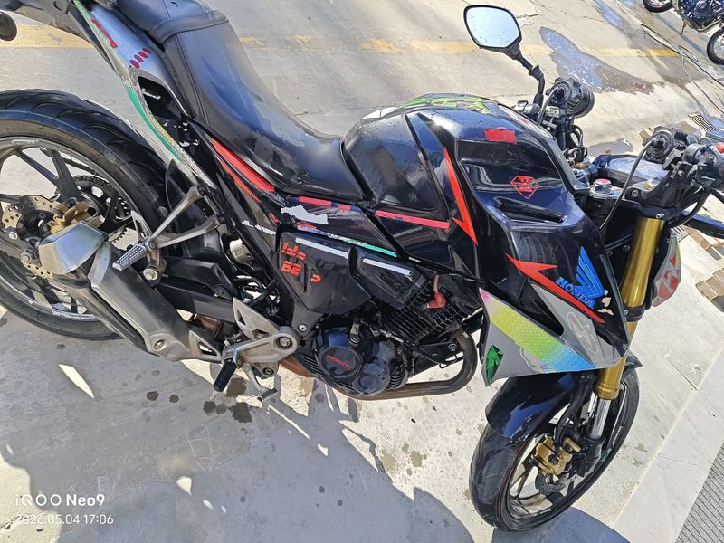 二手五羊本田CB190R 暴锋眼