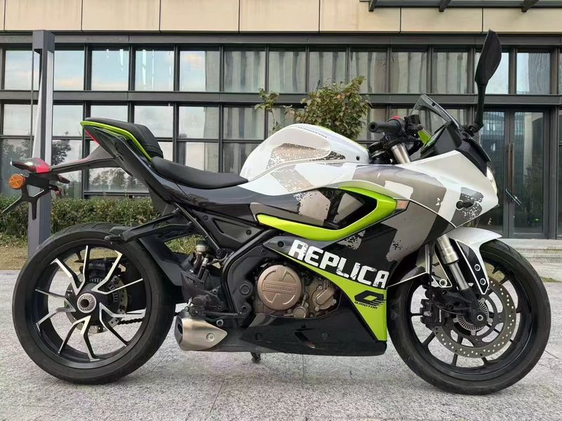 二手QJMOTOR赛250