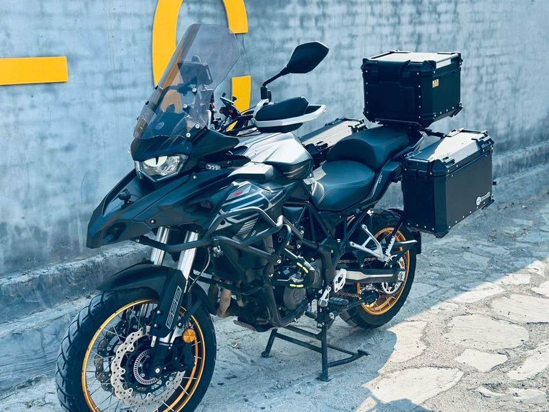 二手贝纳利TRK552